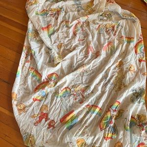 Vintage Rainbow bright fitted and flat sheet